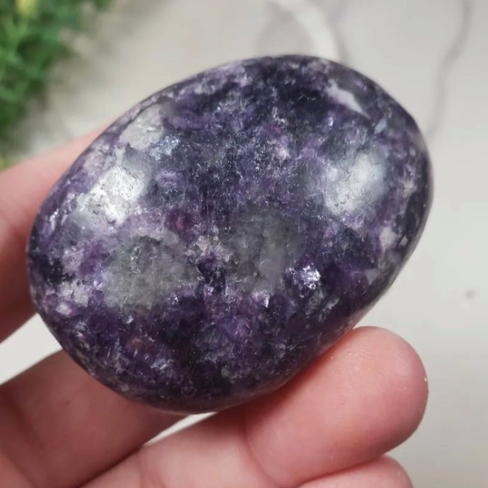 LEPIDOLITE